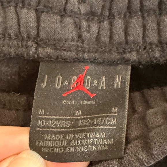 Jordan Boys Fleece Athletic Shorts (Set of 2) Black & Gray, Size M (10-12 years) - Picture 9 of 9